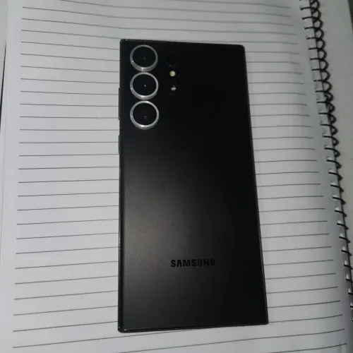 Samsung S23 Ultra (necessita troca de tela)