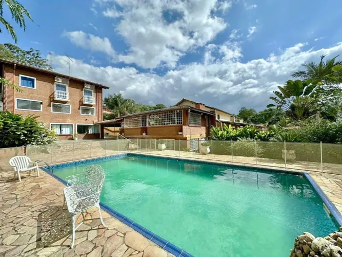 Sobrado com 5 suítes, 650 m² - venda por R$ 1.720.000 ou aluguel por R$ 13.411/mês - Parqu