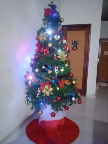 Árvore Natalina com Todos os enfeites!