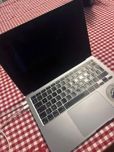 MacBook Air M1 2020 - 8GB RAM - SSD 256GB