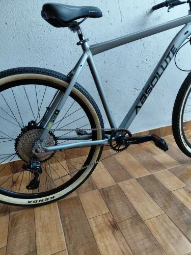 Bicicleta absolute nero 5 freio hidráulico 