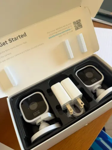 Câmera Blink Mini kit com 2 câmeras