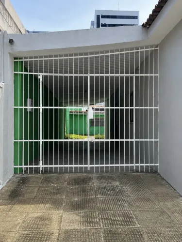 Grade de garagem de ferro