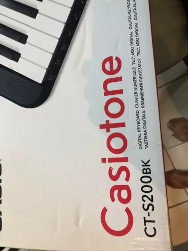 Teclado Cassio CT-5200BK