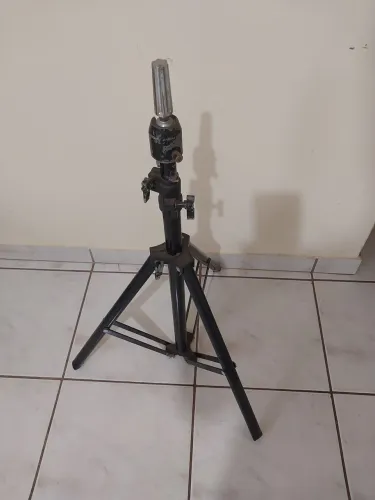 Tripé para Treinamento(cabeça boneca)