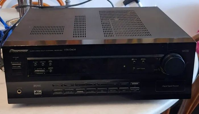 Receiver Pioneer VSX-D409