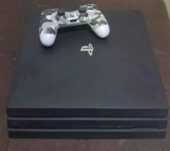 Playstation 4 Pro 1 tb