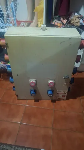 Quadro robo 