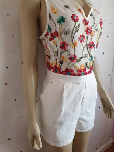 Macaquinho floral tam G