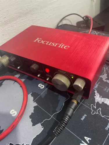 Focusrite Scarlett Solo Studio 2ª Geração