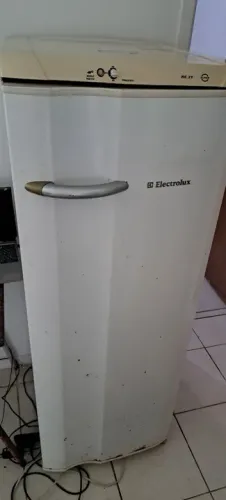 Electrolux RE29 com defeito.