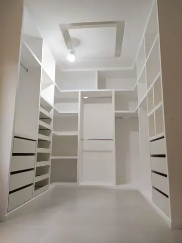 Closet Guarda Roupas planejados em DRYWALL 