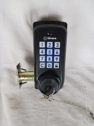 Fechadura digital Silvana assa abloy