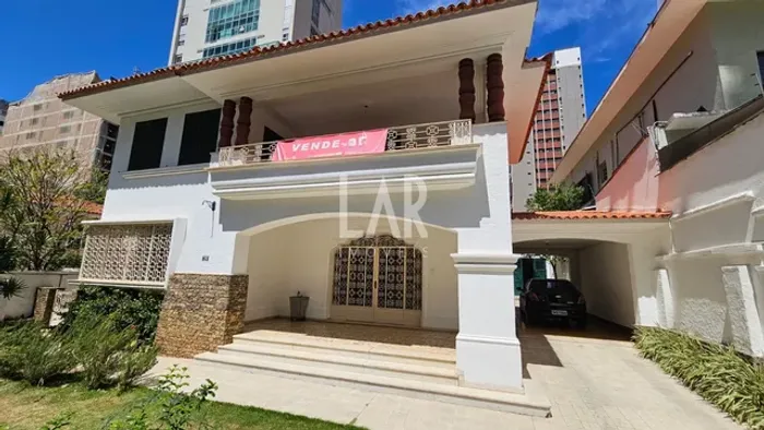 Casa à venda, 6 quartos, 1 suíte, 6 vagas, Lourdes - Belo Horizonte/MG
