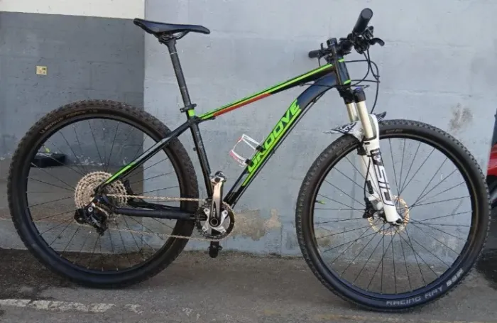 MTB GROOVE RIFF 29- TAM 17  XO1- FREIOS XT - CUBOS DEORE- SUSP. X-FUSION -  