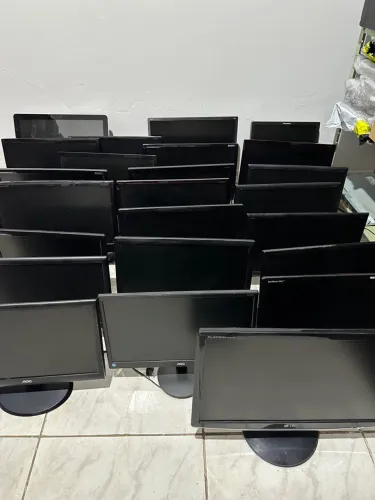 monitor  19 polegadas so vga 350,00 loja com garantia 