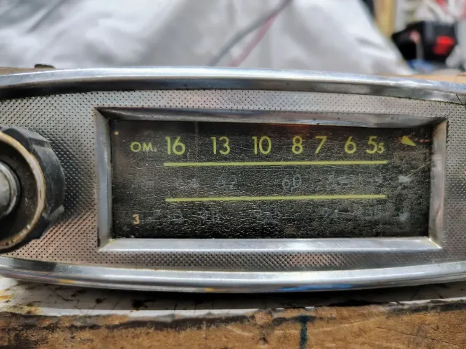 Rádio de carro valvulado 6v