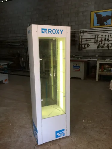 Vitrine de aço e vidro usada ROXY