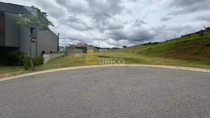 Terreno em Condomínio à venda em Jundiaí (Brisas do Lago)  791,41 m² com financiamento