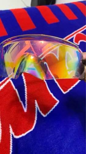 Óculos esporte Oakley lentes espelhadas