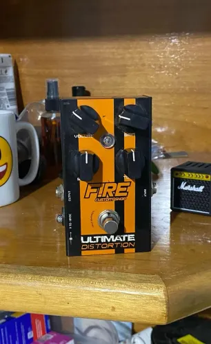 Pedal Fire Ultimate Distortion