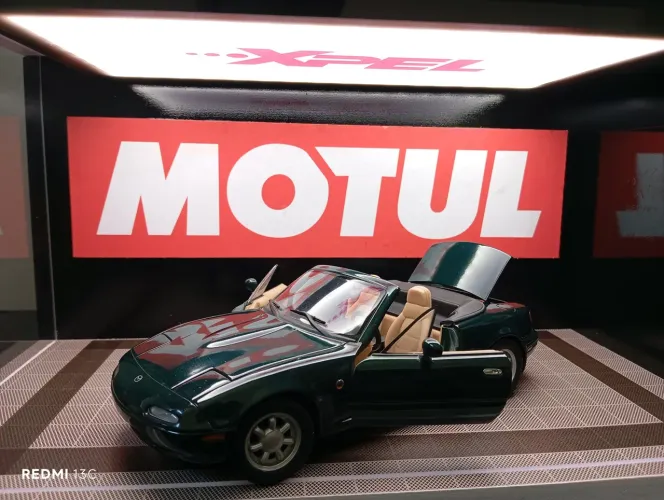 Rara Miniatura Mazda MX-5 Miata - GATE - escala 1/18