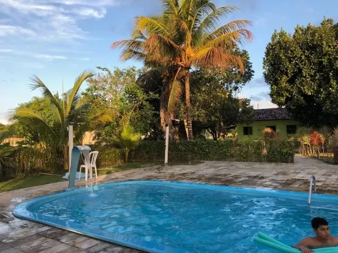 Alugo lindo sítio com piscina, casa principal e dormitórios, em Aldeia