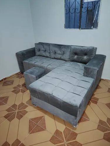 Sofá de cheyse de 3 lugares- Novo