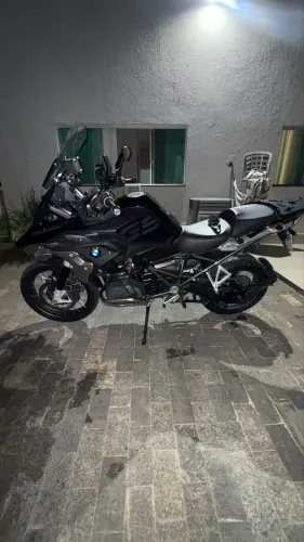 GS 1250 Triplo Black