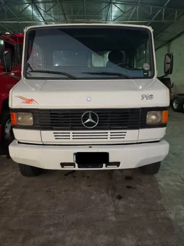 Mercedes 710