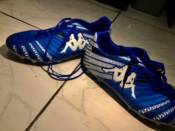 Chuteiras Kappa Azul - Conforto e Desempenho
