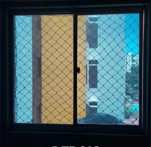 Aplicação de película fumê e blackout!