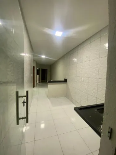 Casa com três quartos no Dom Avelar 