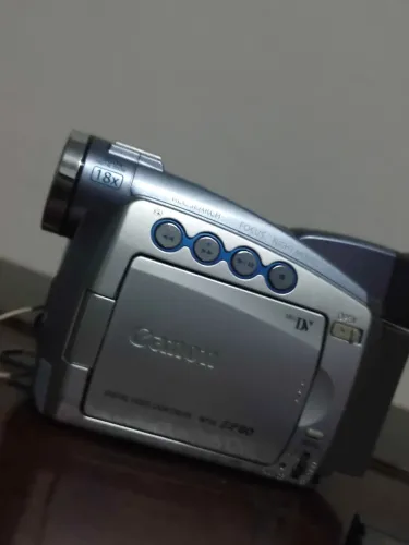 Filmadora Cânion NTSC ZR 80