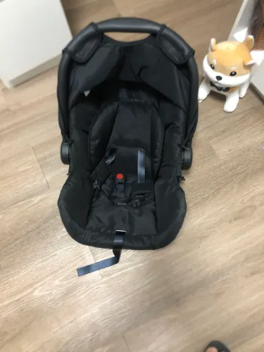  Vendo bebê conforto burigot. 