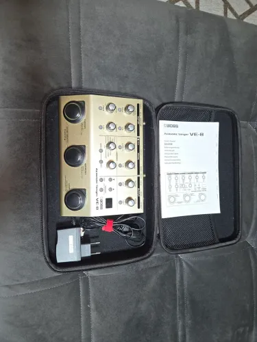 Pedal voz e violão harmonize Boss VE-8