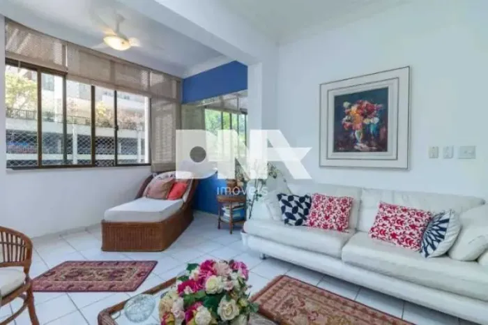 Apartamento : / Residencial / Copacabana