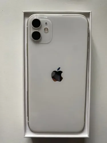 Iphone 11 seminovo , 128g com caixa