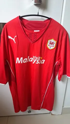 Camisa de time de futebol do CARDIFF- PAIS DE GALES