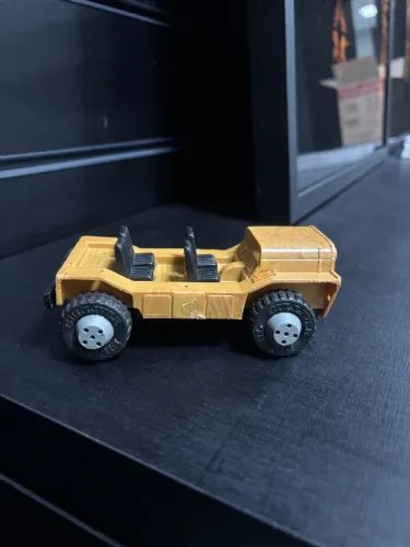 Miniatura Antiga de Jeep
