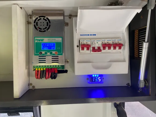 Instalação sistemas solar, eletrico On Grid Offgrid híbridos