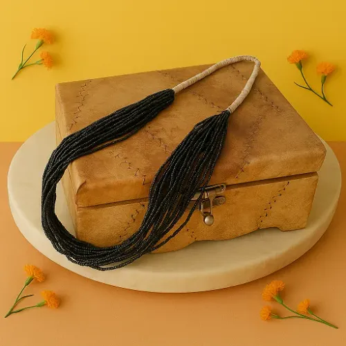 Colar Miçangas Preto