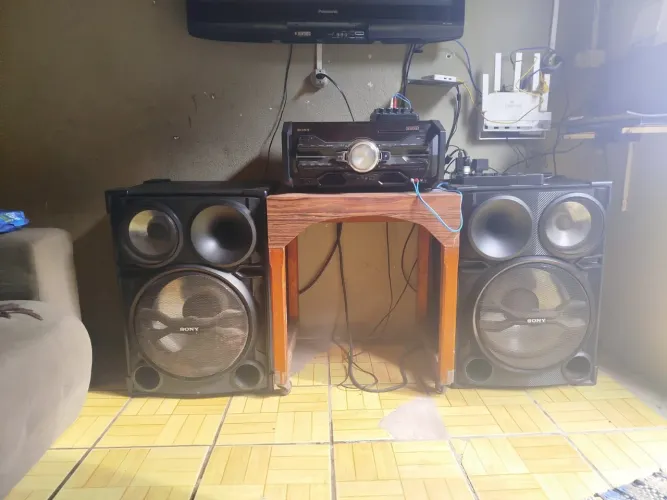 Som residencial potente