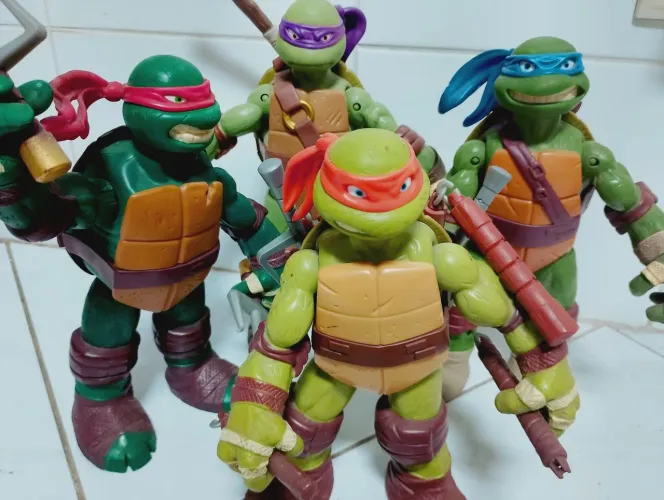 Linda coleção completa de bonecos articulados Tartarugas Ninja