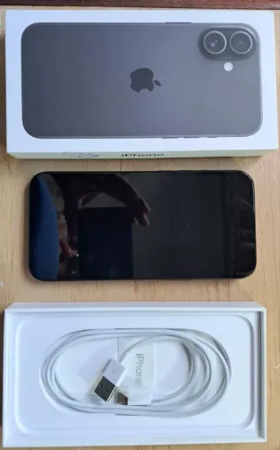 Iphone 16 plus 256Gb, preto com capa e película
