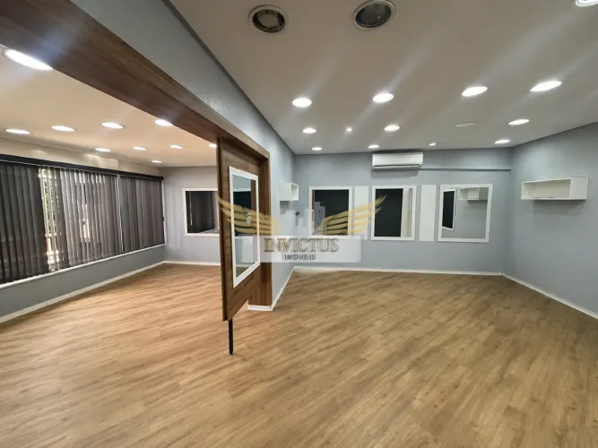 Casa Térrea para Locação, 140m² - Bairro Jardim, Santo André/SP.