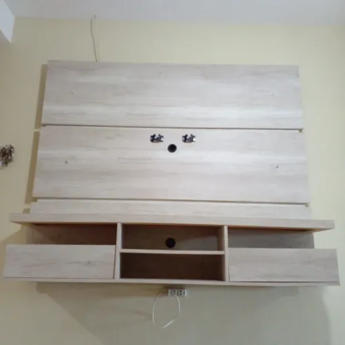 Vende-se painel de tv, pega até 55 polegadas 