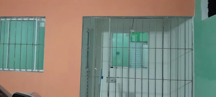VENDE-SE UMA CASA EM IGARASSU