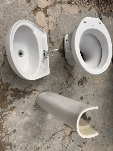 Kit lavatório e vaso sanitário