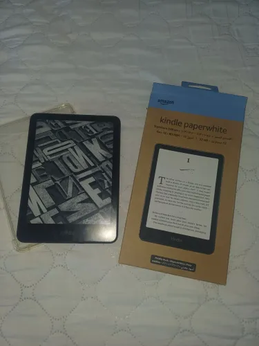 Kindle Paperwhite Signature 7"